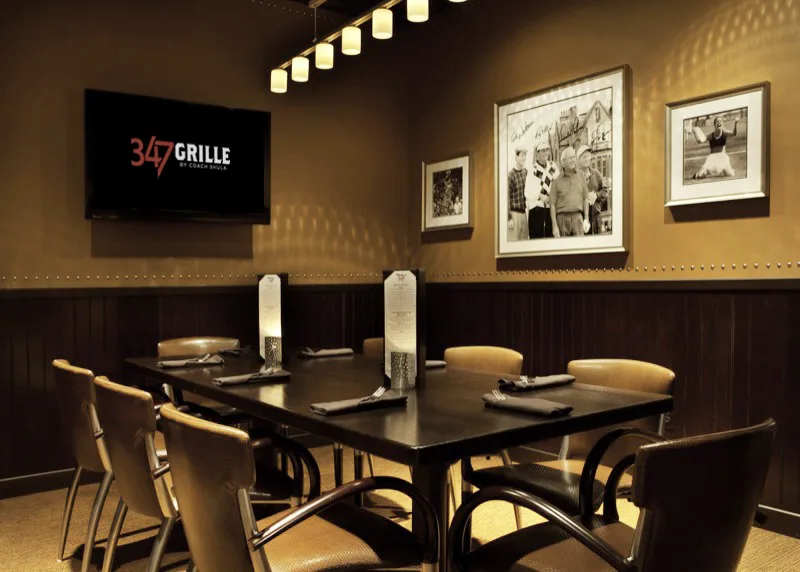 347 LM Coachs Corner - Brighter